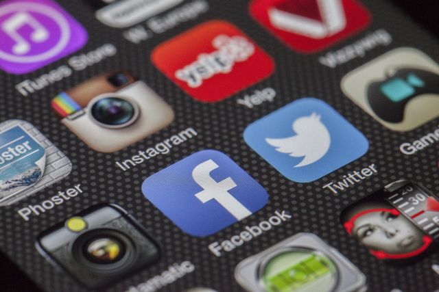 Beyond the Megaplatforms: The Fragmentation and Decentralization of Social Interaction
